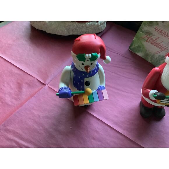 Vintage Christmas Santa's Jingle Jangle Animated Musical Band - 2005 - Picture 2 of 5